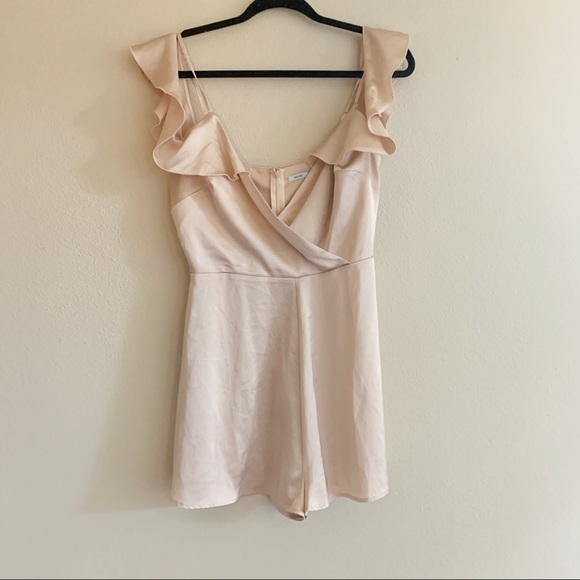 Kimchi blue champagne silky romper - Picture 2 of 9